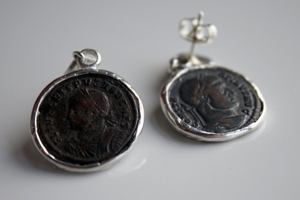 Pendientes con monedas romanas